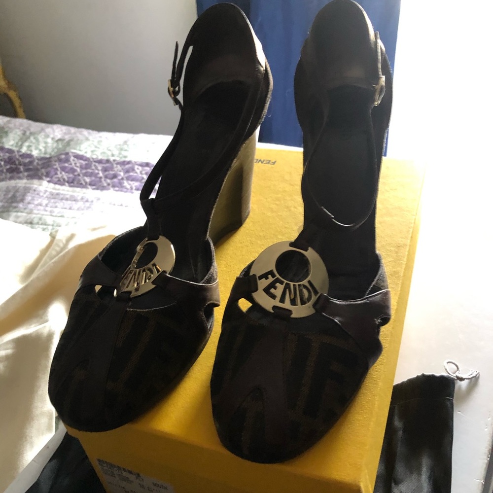 Fendi T-strap shoes some wear on back of heels